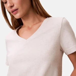 חולצת טישירט קצרה קלווין קליין Relaxed Monogram V-Neck נשים