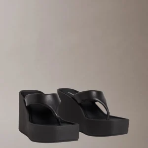 סנדלי קלווין קליין Melia - Leather Platform Wedge נשים