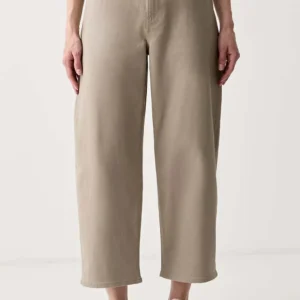 ג'ינס קלווין קליין Cropped Barrel Jeans נשים