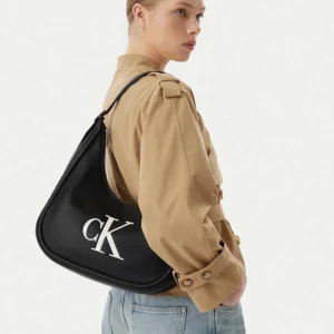 תיק קלווין קליין Bold Crescent Bag נשים LV04F3427G