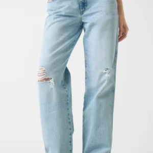 ג'ינס Guess Estroyed Straight-Leg Boyfriend נשים