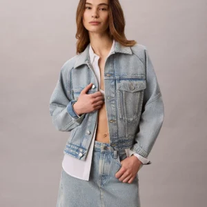 ג'קט קלווין קליין Boxy Logo Tape Denim נשים