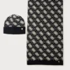 סט כובע וצעיף Guess Beanie And Scarf Set נשים GFBOXWP6401